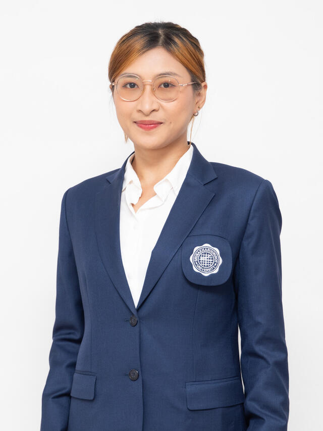 อ.ดวงกมล จันทรวิรุช